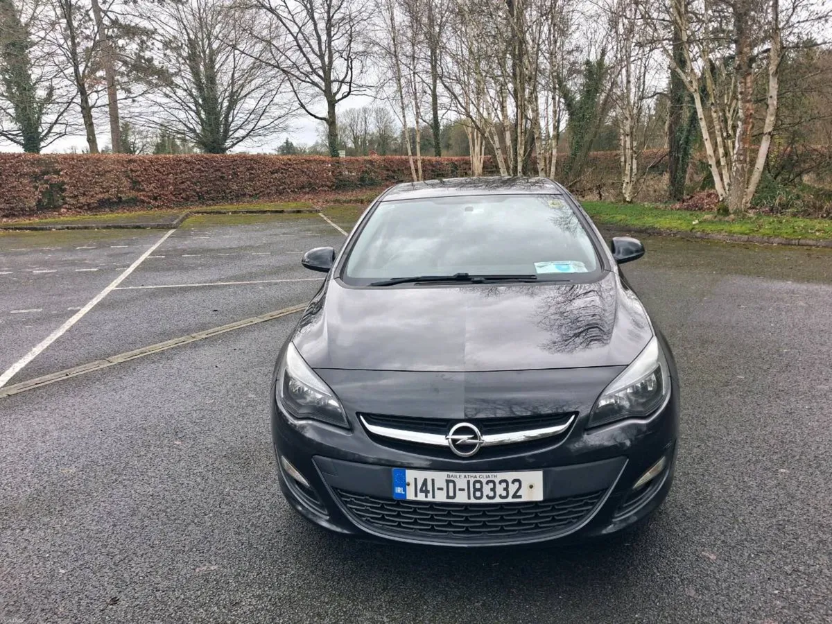 Opel Astra only 65621kms NCT 3/27 TAX 7/26 - Image 2