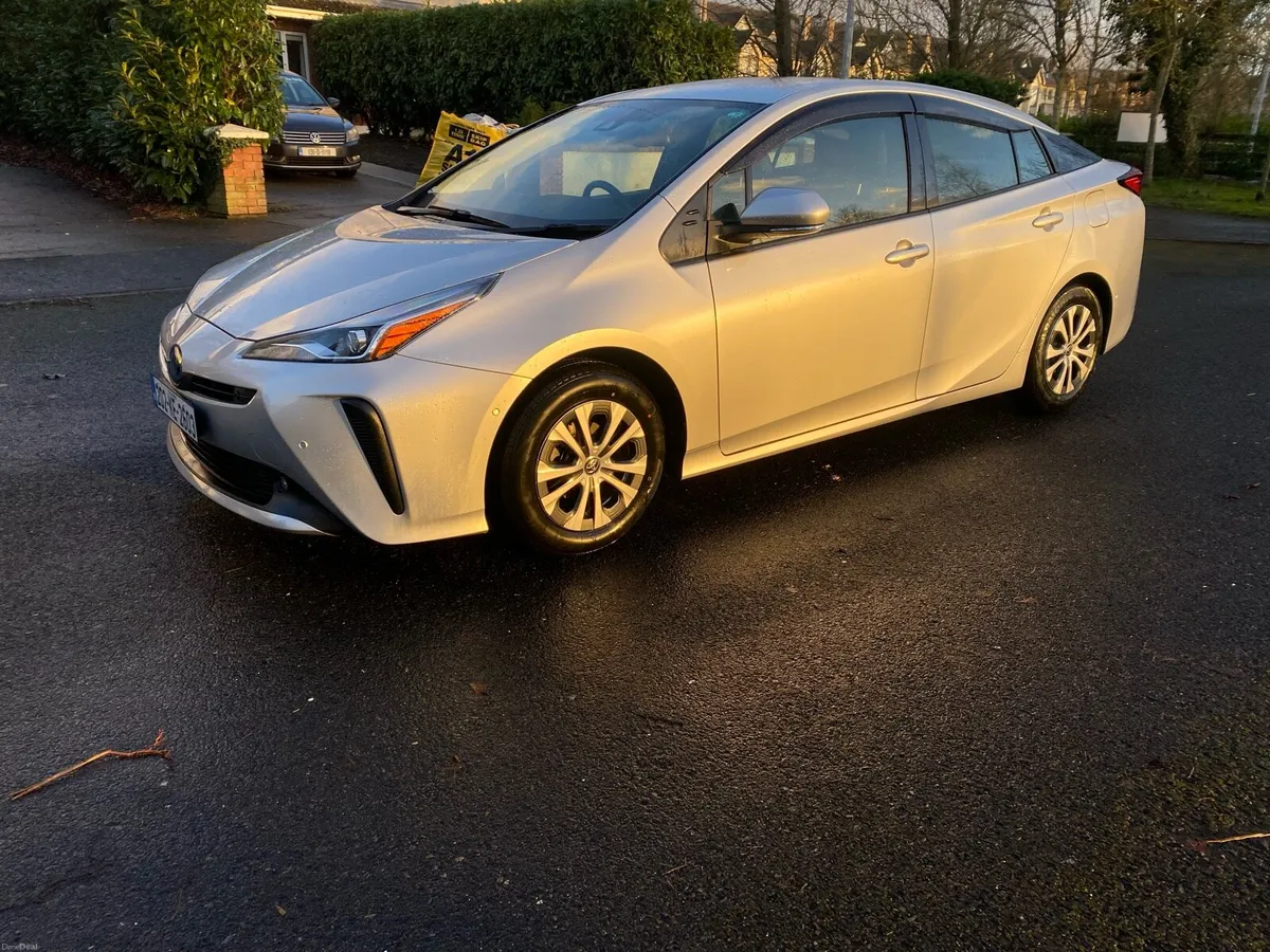 🚗 For Sale – Toyota Prius 2020/2 🚗 - Image 2