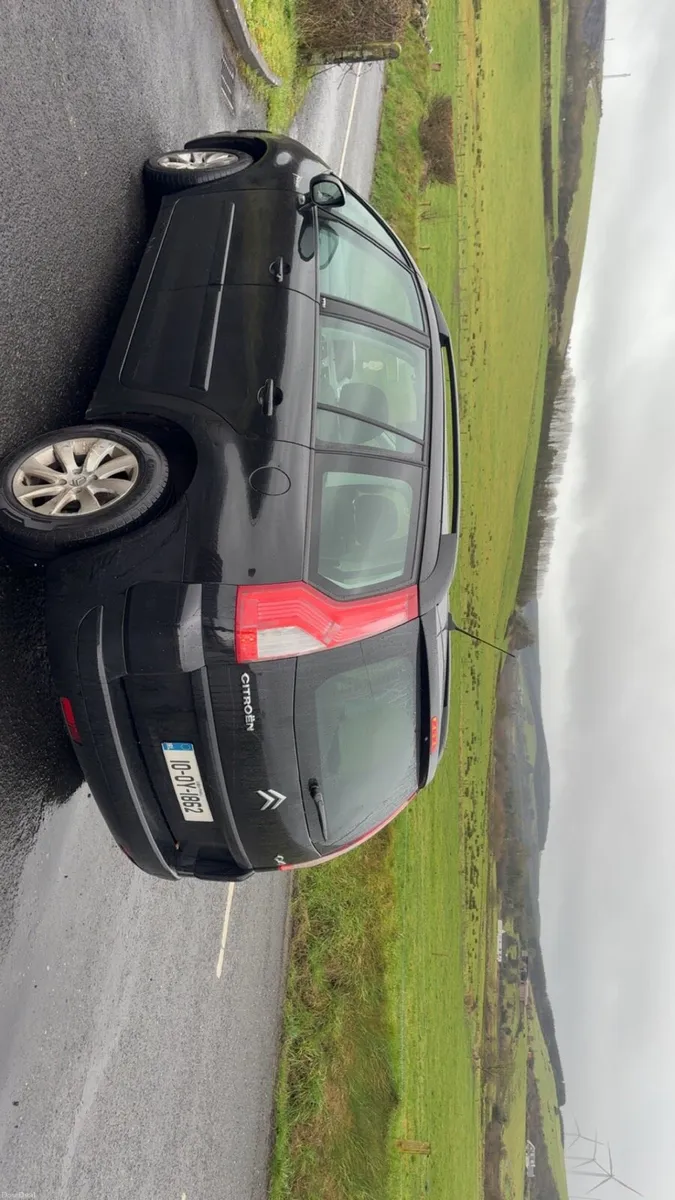 2010 c4 7 seater - Image 1