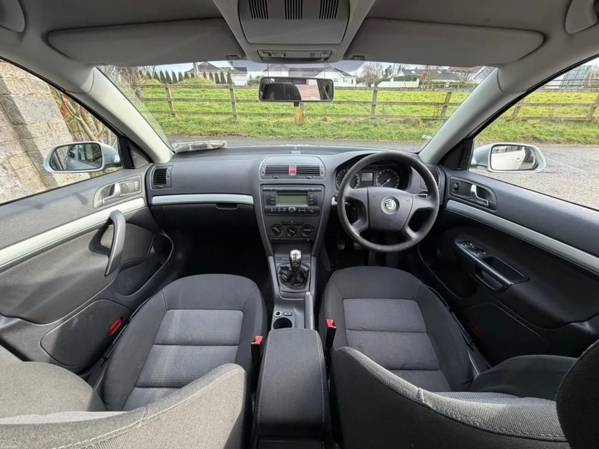 Skoda Octavia 2008 - Image 2