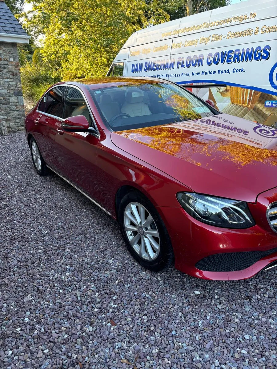 Mercedes E200d 2017 - Image 4