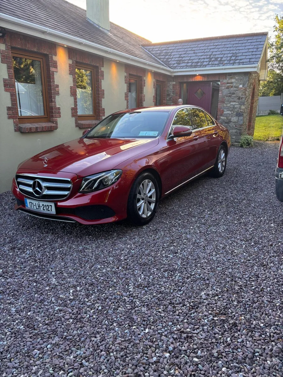 Mercedes E200d 2017 - Image 3