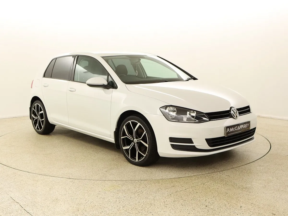 2015 Volkswagen Golf 1.6 TDI Bluemotion 110 BHP - Image 1