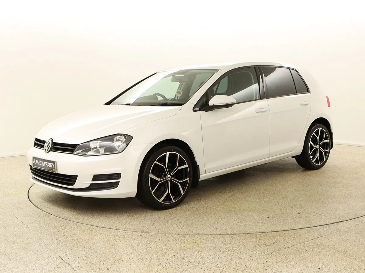 2015 Volkswagen Golf 1.6 TDI Bluemotion 110 BHP - Image 3