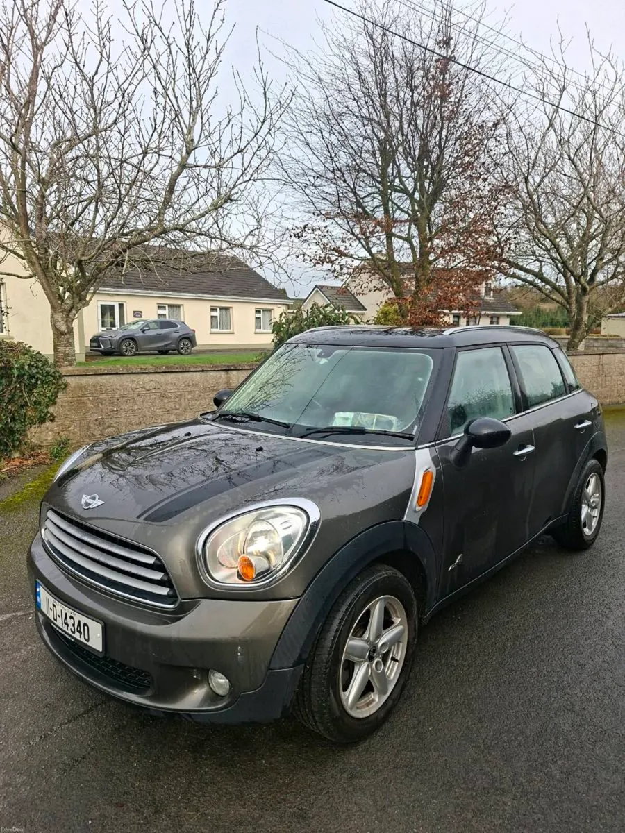 MINI COOPER 2011 DIESEL LOW KM - Image 1