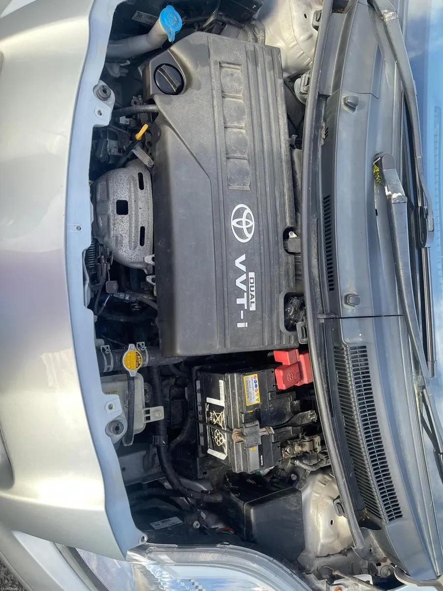 Toyota Yaris 2009 - Image 1