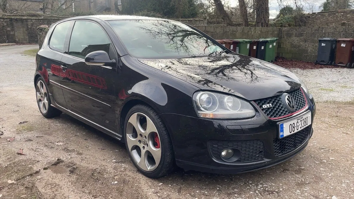 Volkswagen Golf GTI - Image 1