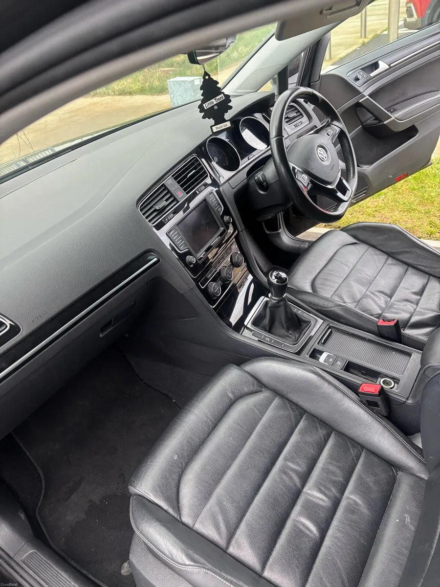 Volkswagen Golf TDI Bluemotion - Image 3