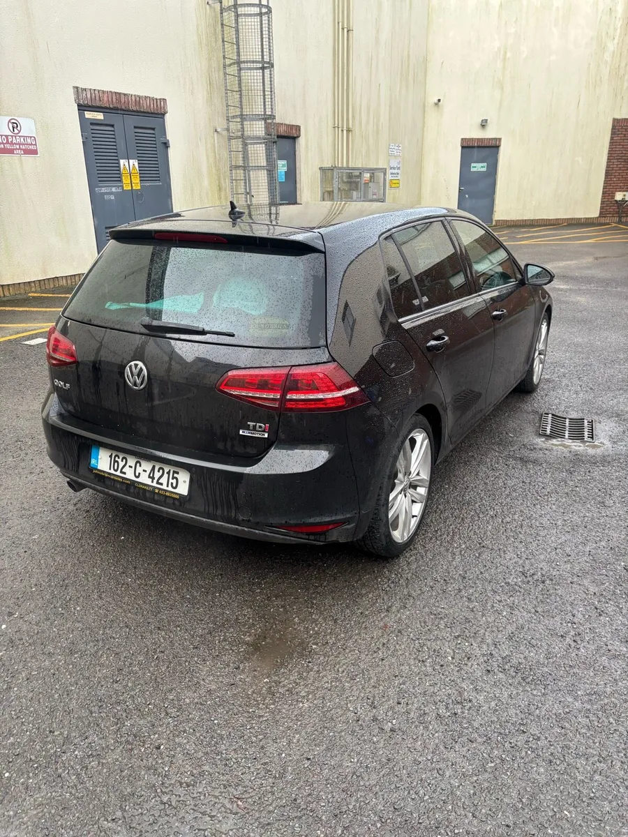 Volkswagen Golf TDI Bluemotion - Image 2