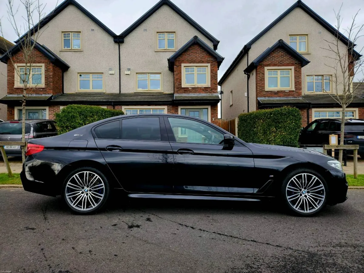 BMW 2019 530E HUGE SPEC + Full BMW Service history - Image 4