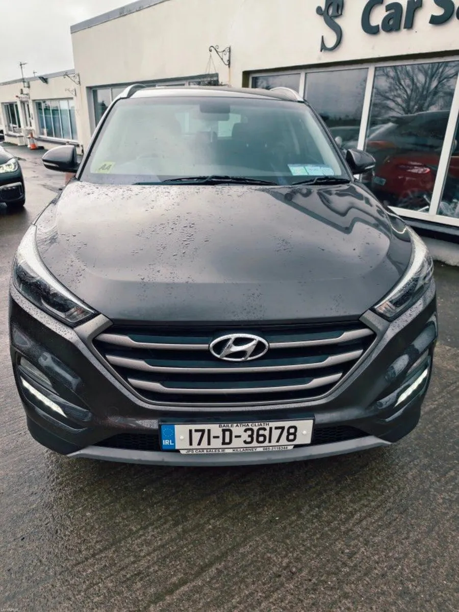 Hyundai Tucson 1.7D Executive 2WD - Image 2