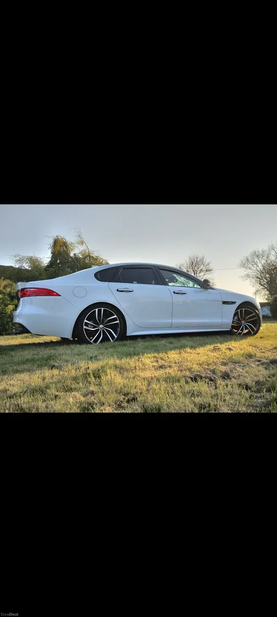 Jaguar XF R-SPORT - Image 6