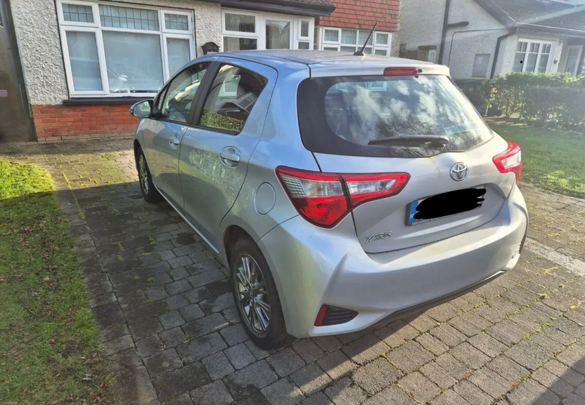 Toyota Yaris 2018 - Image 3