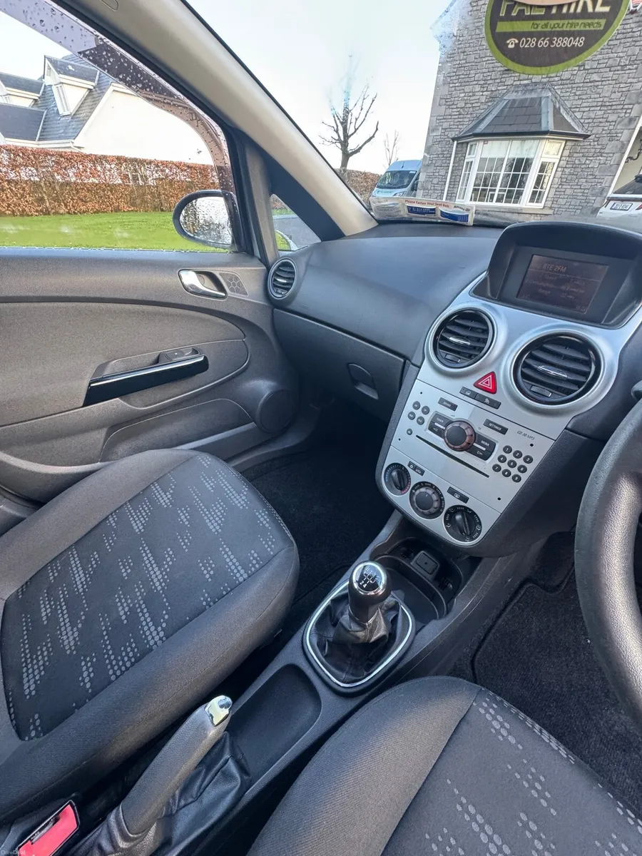 Vauxhall Corsa 2014 - Image 4