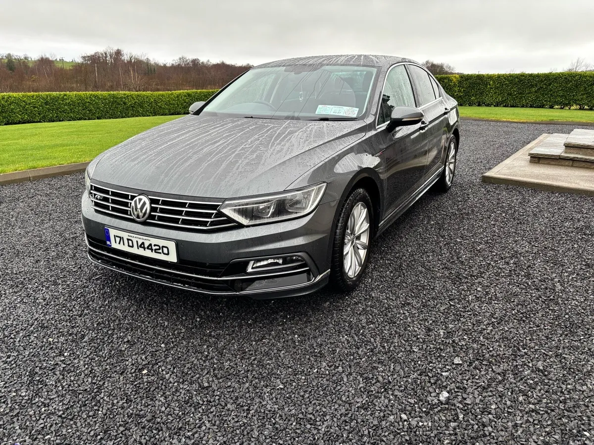 2017 VW Passat 2.0 Tdi Highline 4motion - Image 3