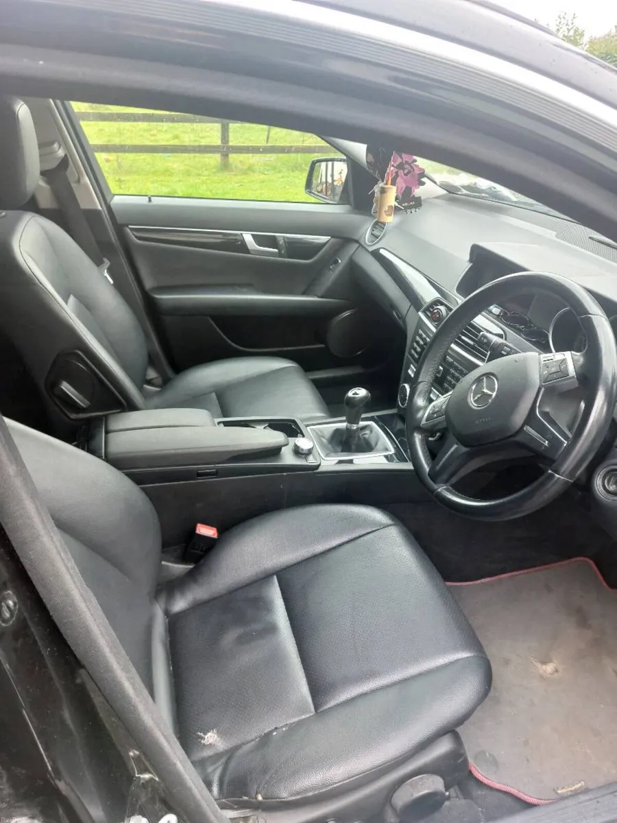 Mercedes-Benz c220d w204 - Image 4