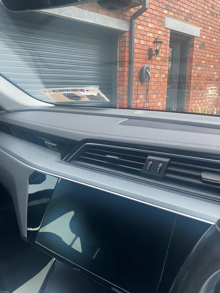 Audi Etron 50 Sline AWD - Image 4