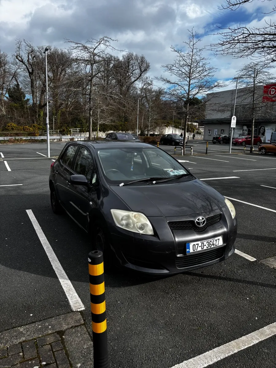 Toyota Auris 2007 - Image 1
