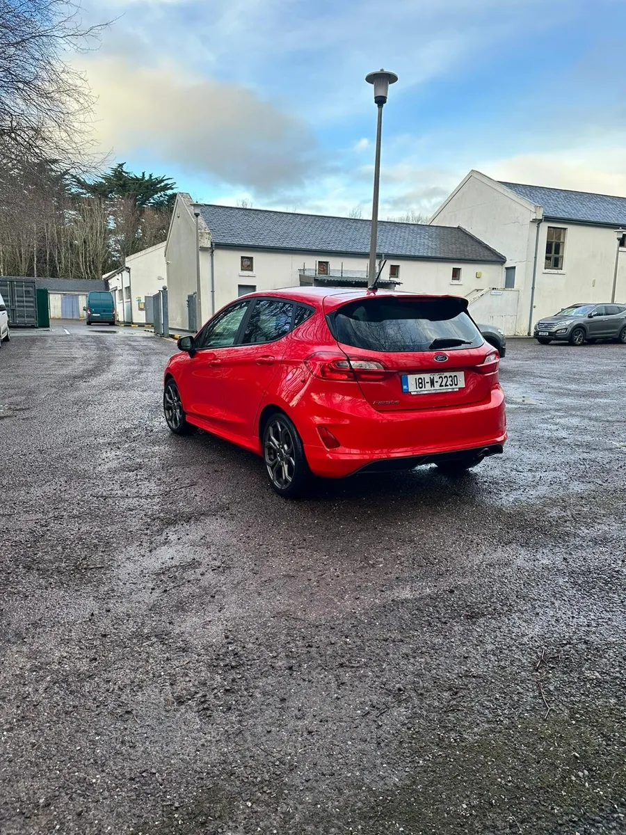 Ford fiesta ST line - Image 2