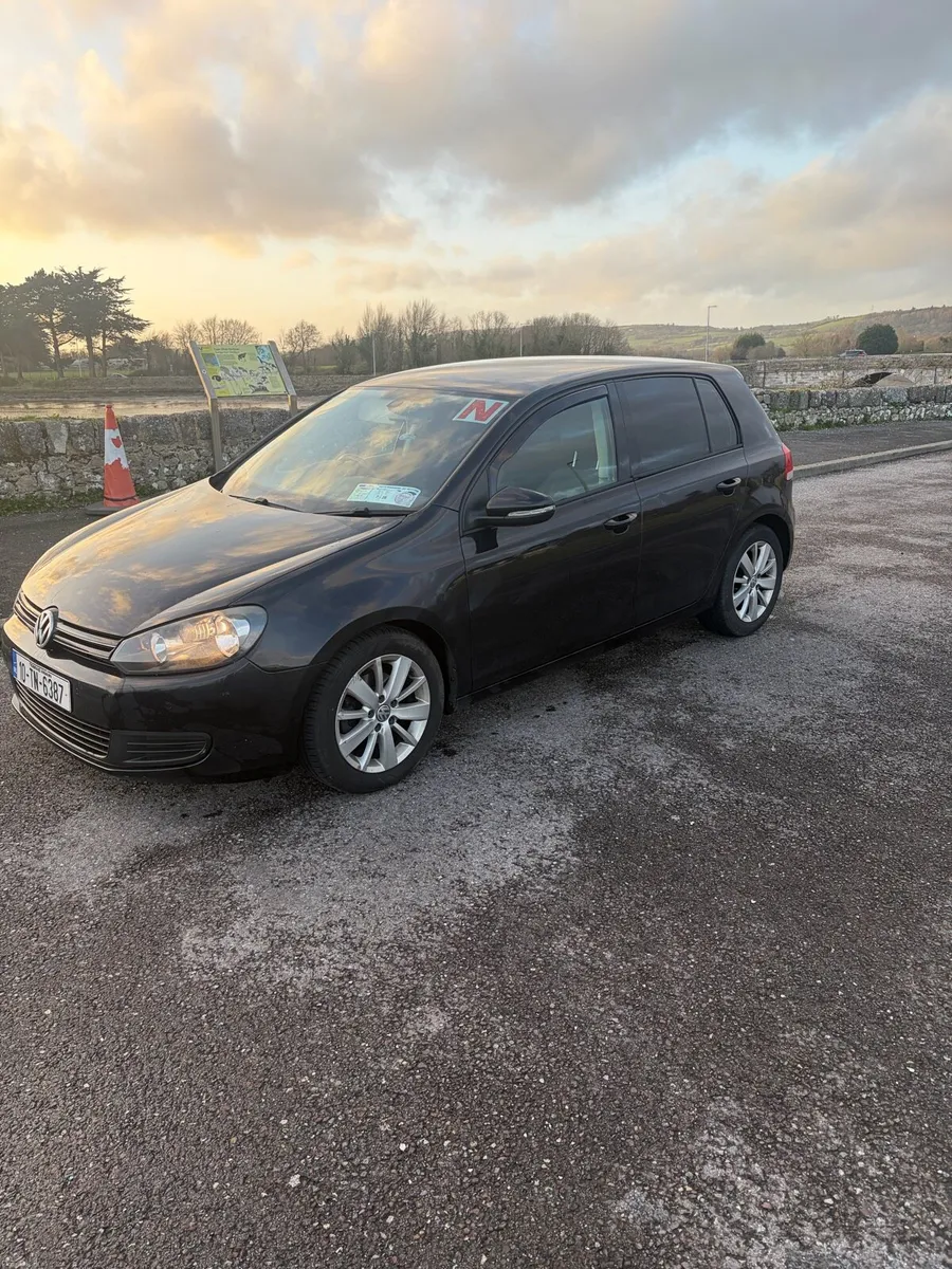 2010 Golf 1.6L - Image 2