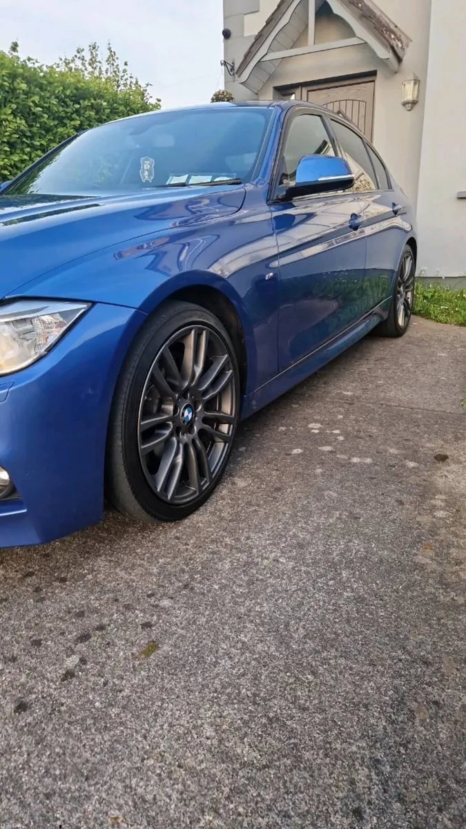 BMW 3 Series 320d M-Sport *Big Spec* - Image 4