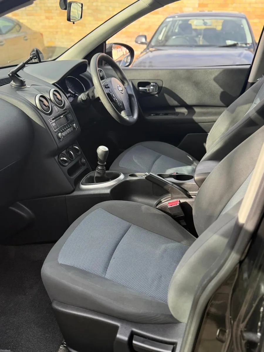 Nissan Qashqai 1.5 Diesel - Image 4