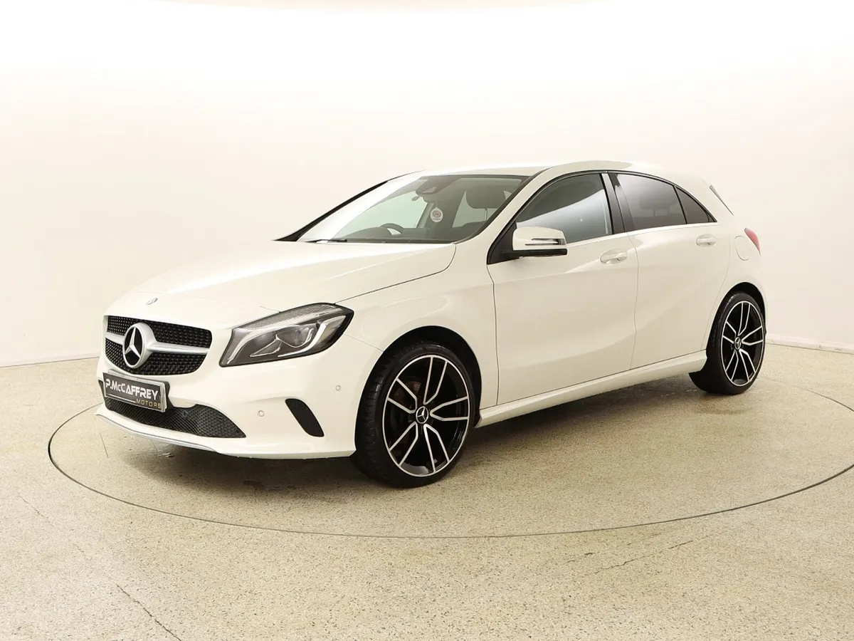 2015 Mercedes-Benz A180 D AMG SPORT PREMIUM - Image 3
