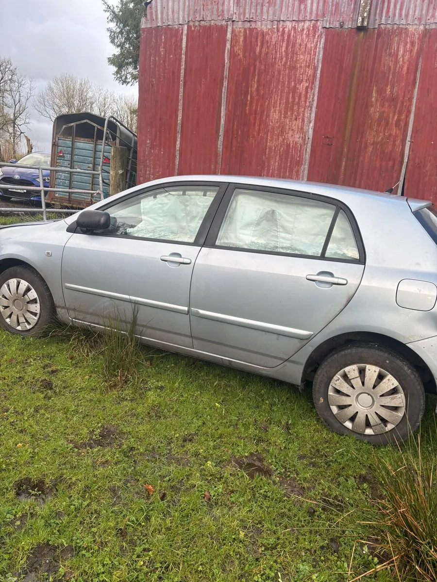 Toyota Corolla  1.4 Diesel - ideal for parts - Image 2