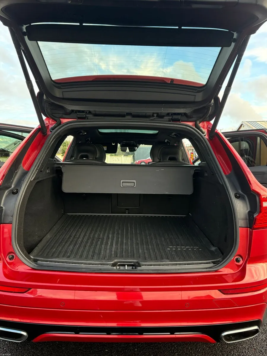 Volvo XC60 - Image 4