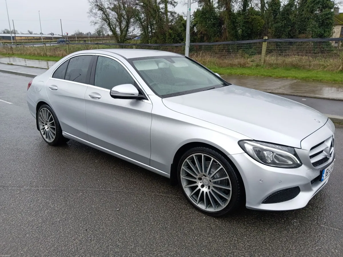 Mercedes-Benz C-Class 220D/AMG Line 2016 - Image 3