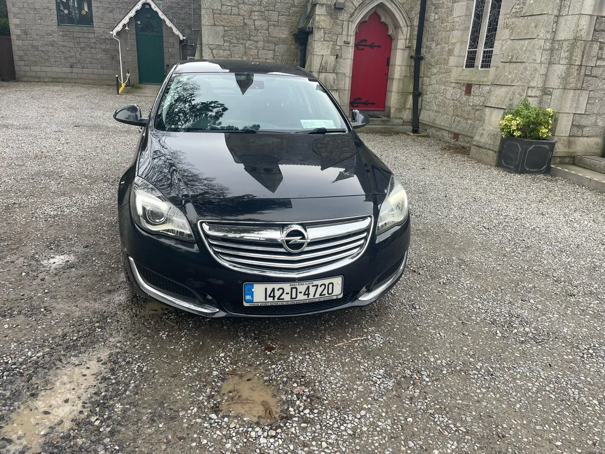 2014 Opel insignia - Image 1