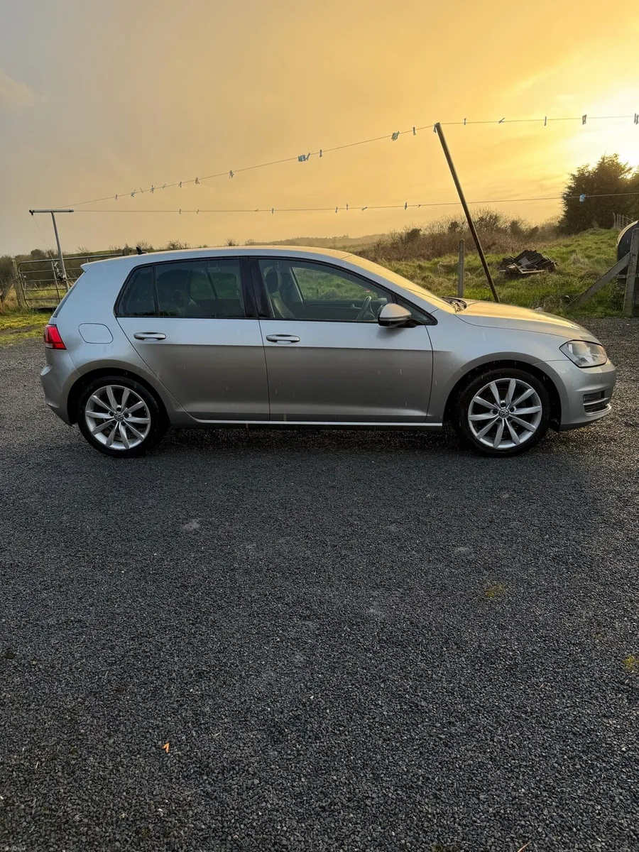 VOLKSWAGEN HIGHLINE GOLF 1.6 110BHP - Image 2