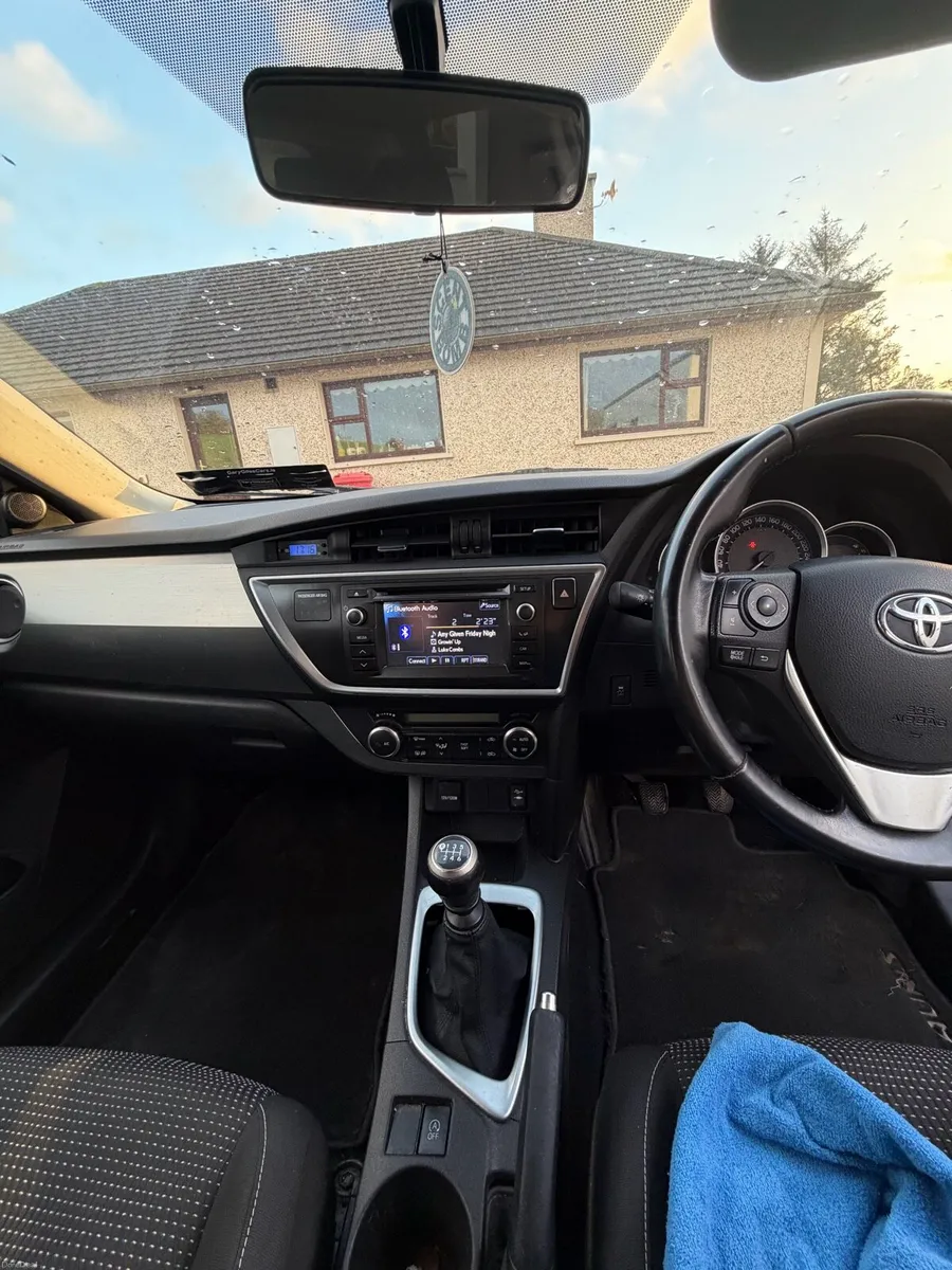 Toyota auris - Image 3