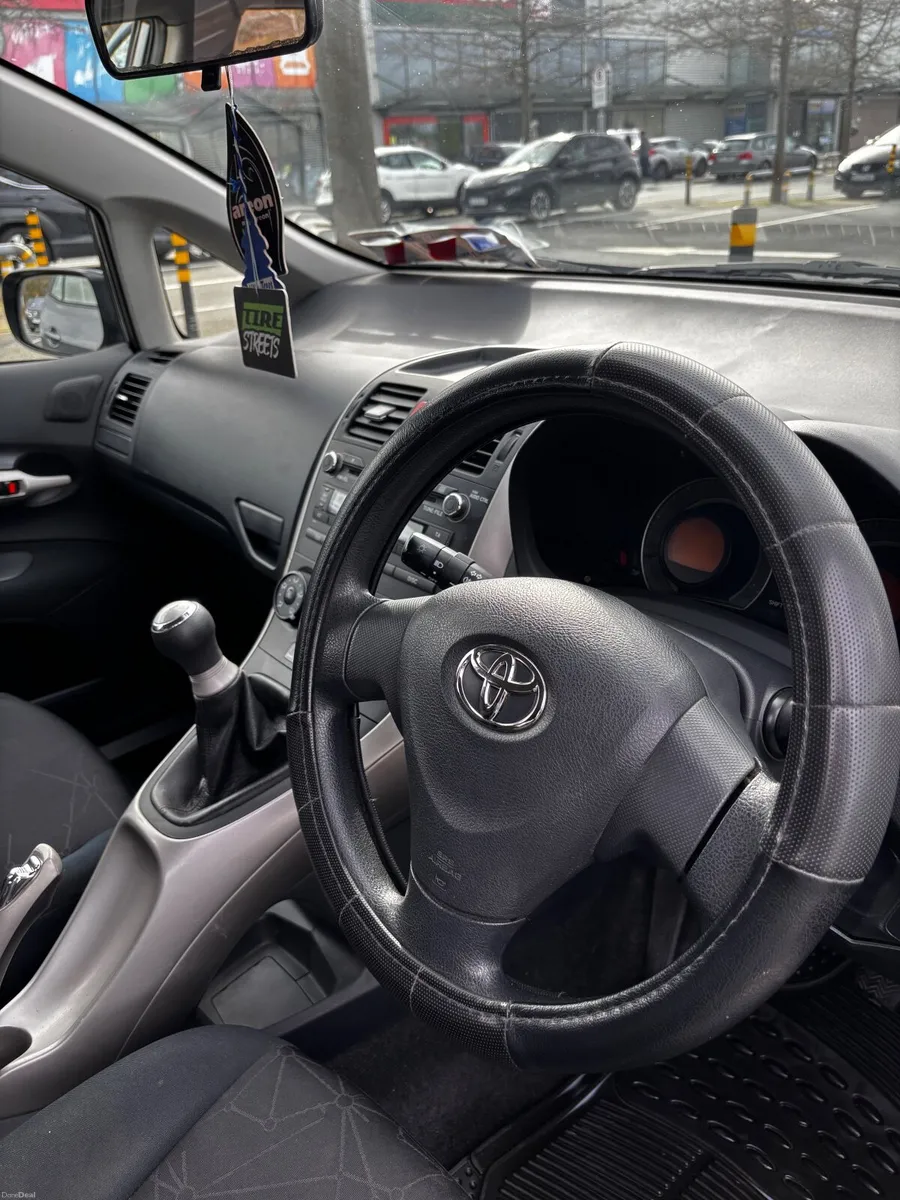 Toyota Auris 2007 - Image 3
