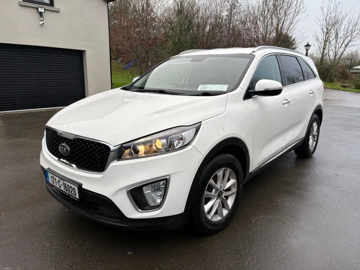 2017 Kia Sorento - Low Mileage - Image 3