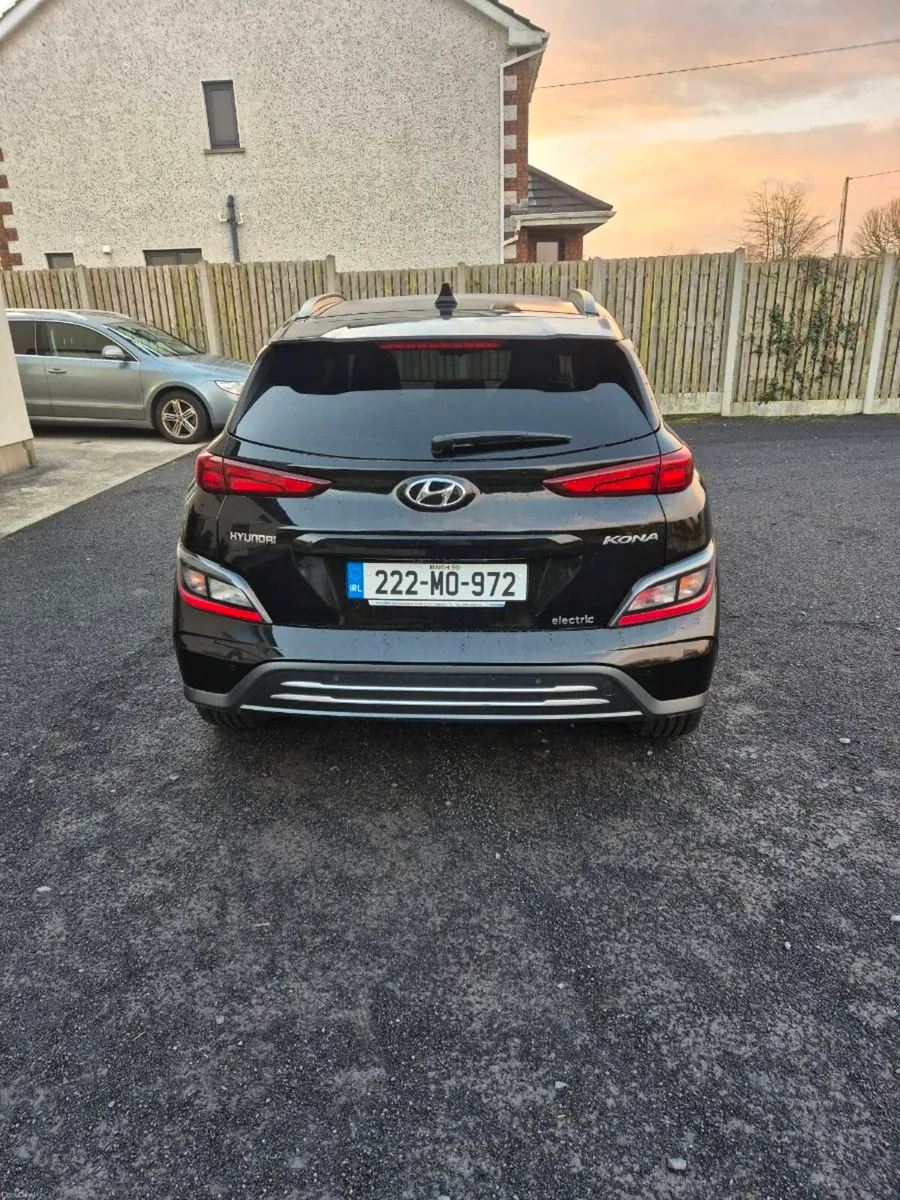 electric car - Image 4