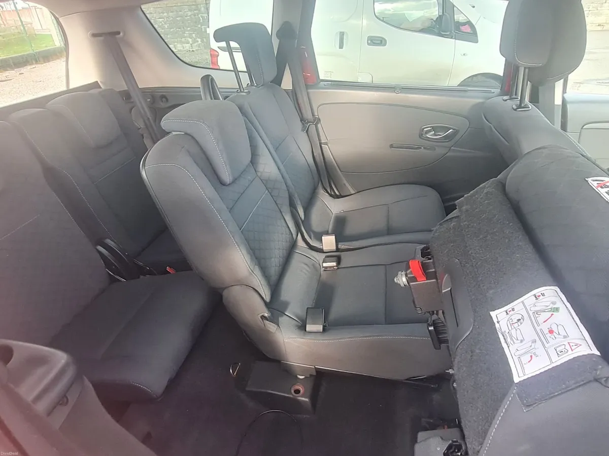 Renault Grand Scenic 1.5 DCI - Image 3