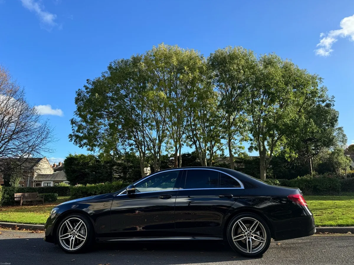 Mercedes Benz black e class 220 AMG with black int - Image 2
