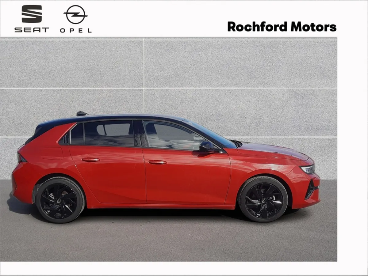 Opel Astra 5 DR HATCH-SRI-1.2 130PS AUTOMATIC - Image 3