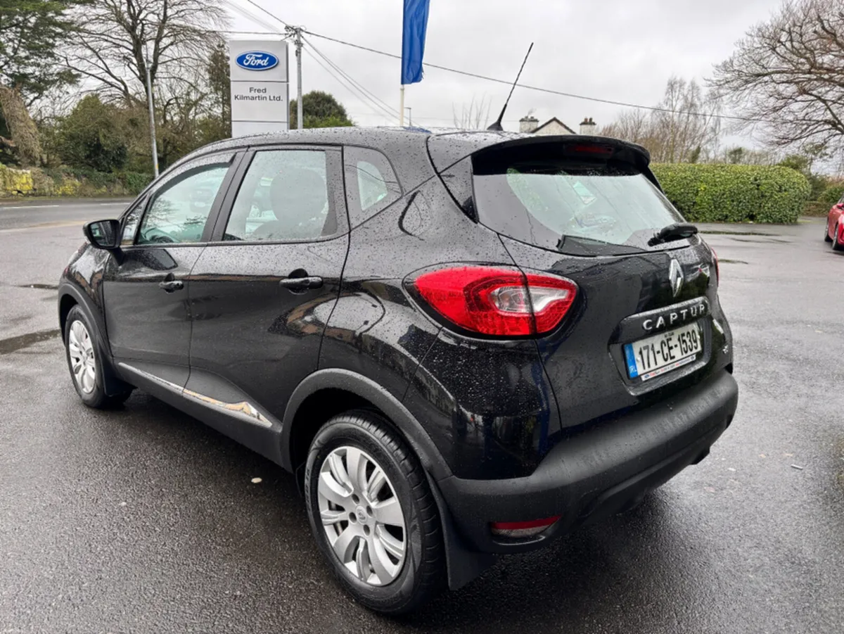 Renault Captur LIFE 1.5 DCI 90 EU6 4DR - Image 4