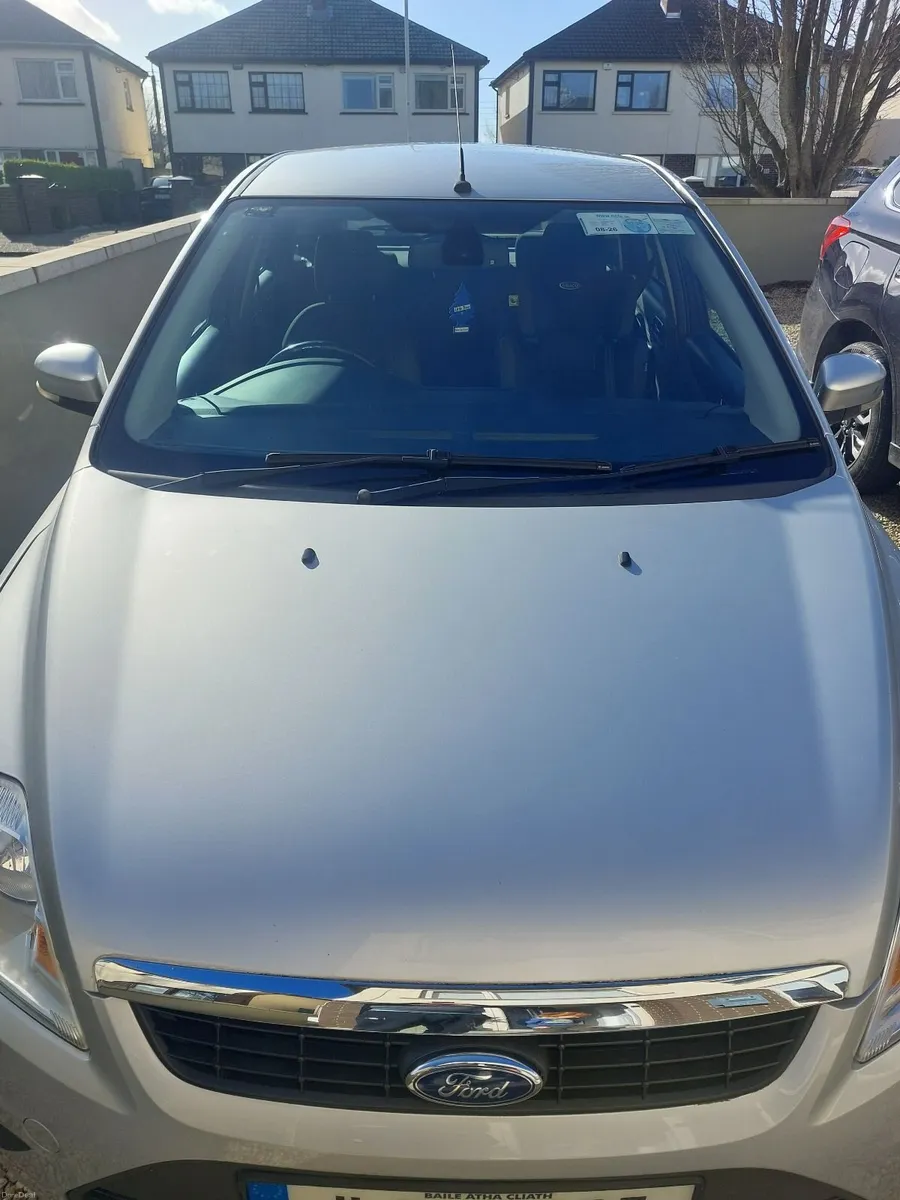 Ford Focus 2011 - Image 2