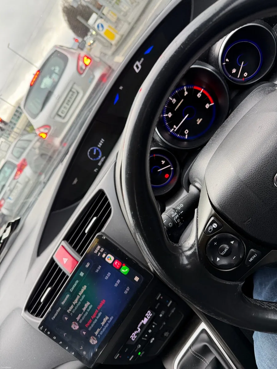 Honda civic 2012 2.2idtec - Image 2