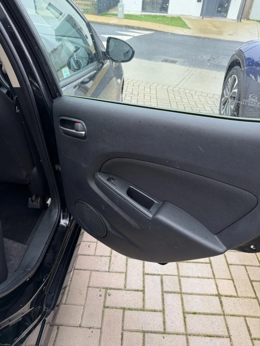 Mazda 2 car - Image 3