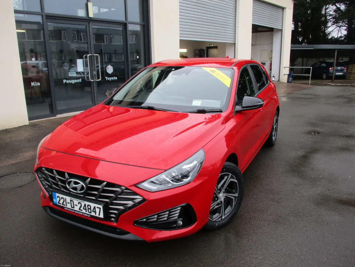 Hyundai i30 Deluxe diesel2022 - Image 1