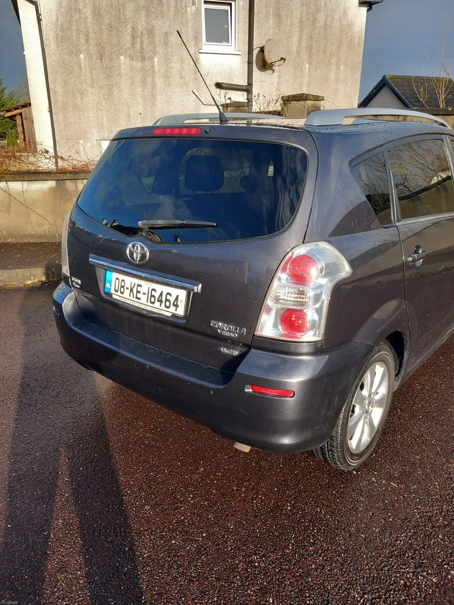 Toyota Corolla 2008 - Image 1