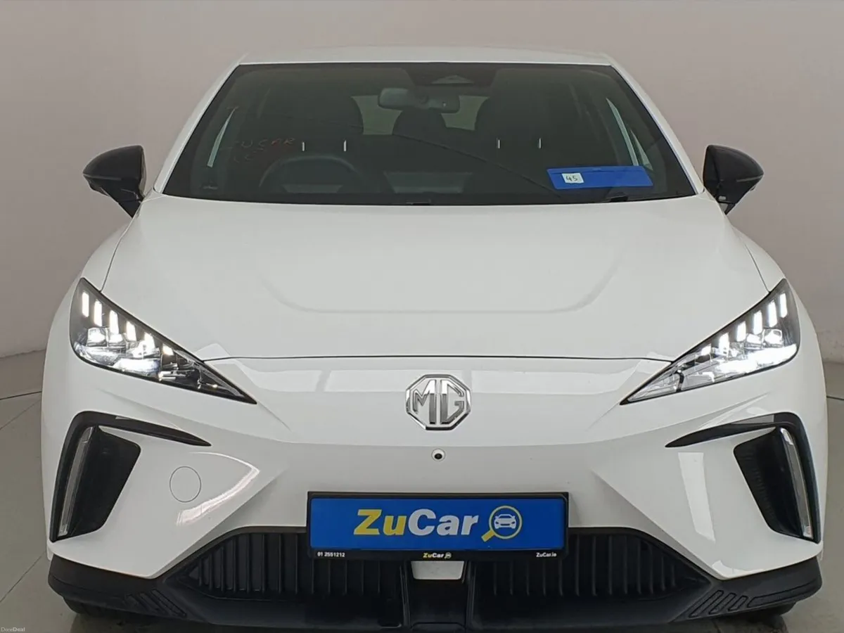 MG MG4 4 Trophy  Trophy  203 Electric 64kWh Auto - Image 3