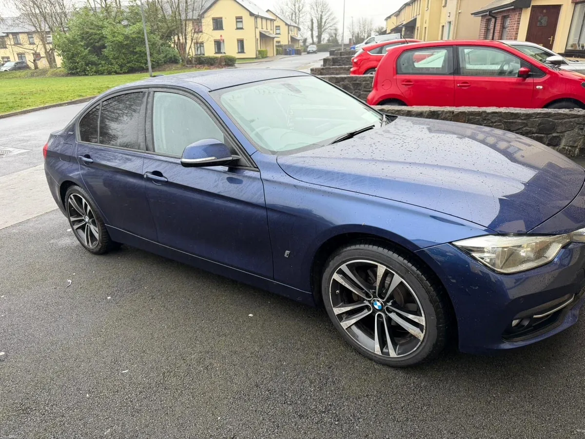 BMW 330e series 3 Sport - Image 3