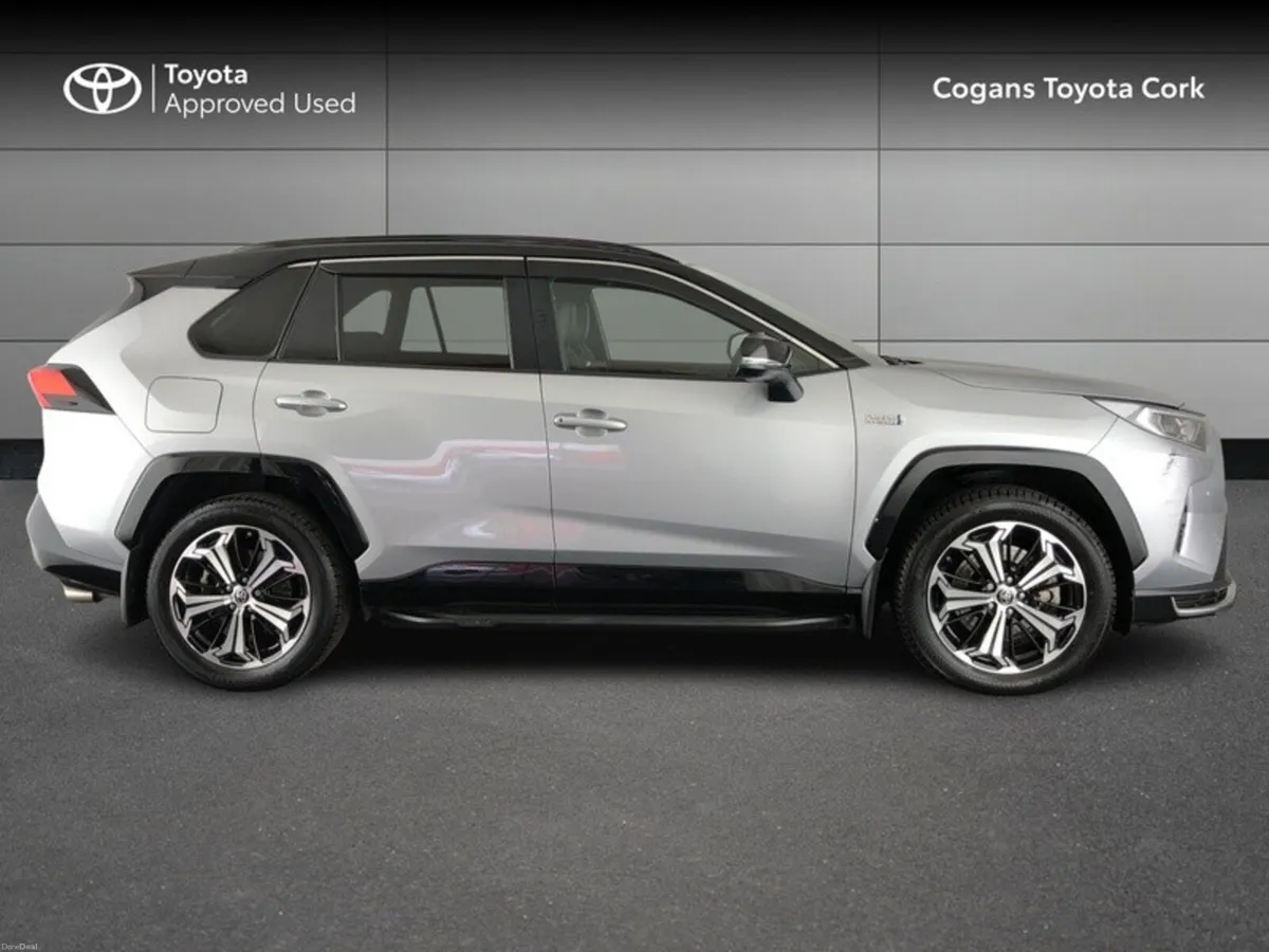 Toyota RAV4 RAV4 PHEV SPORT - Image 3