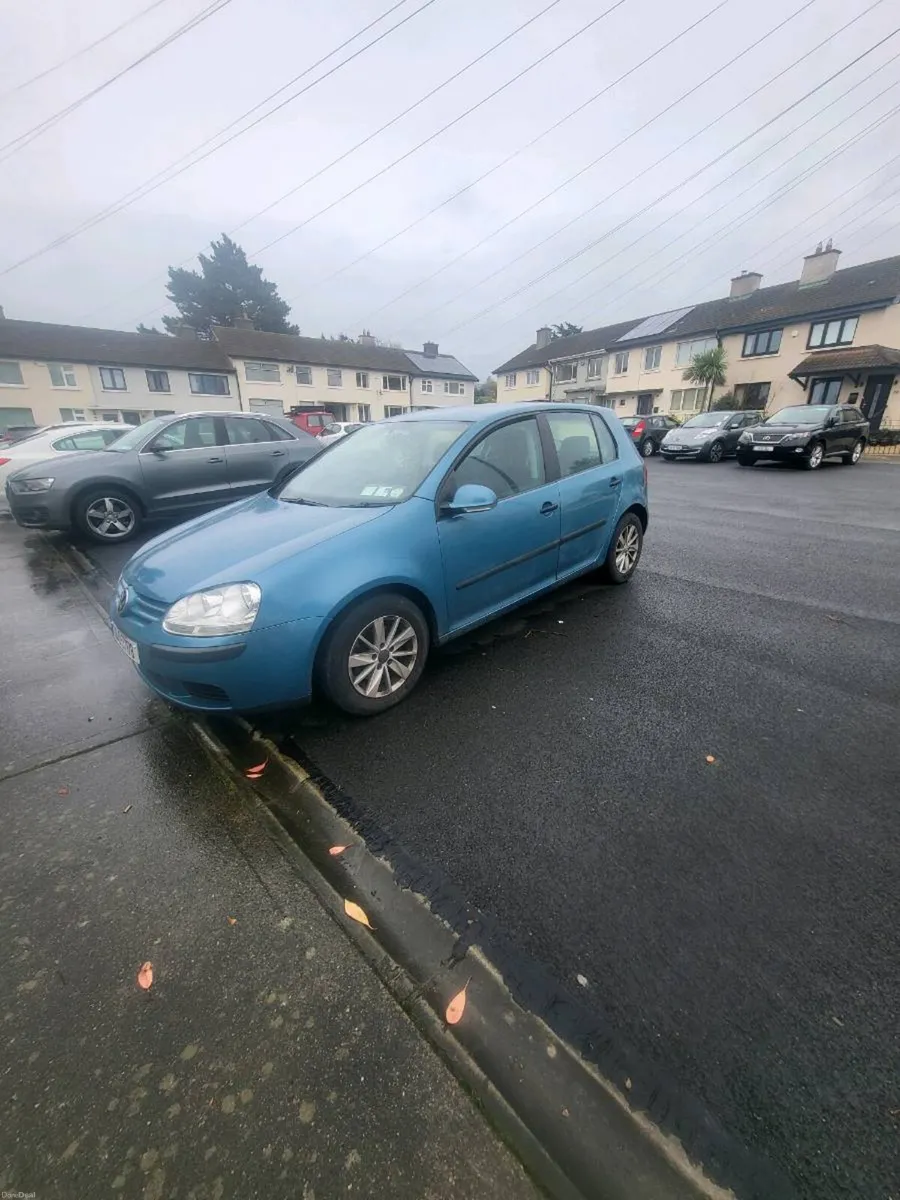 Volkswagen golf - Image 3