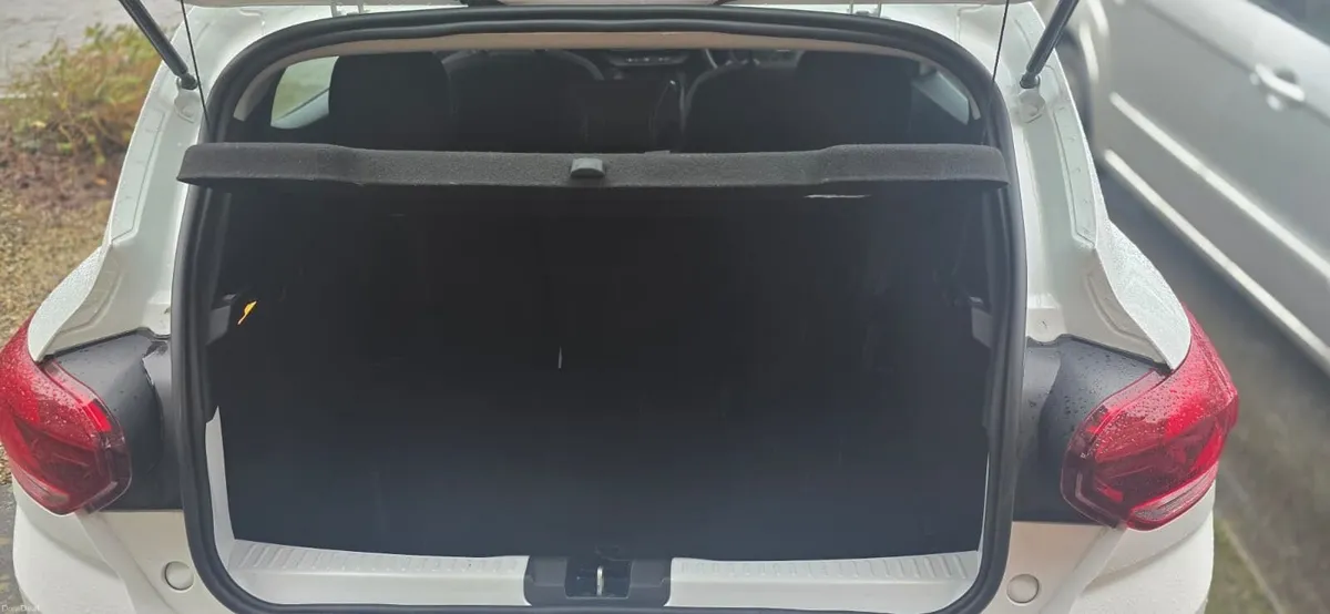 Dacia Sandero Stepway 2022 - Image 4